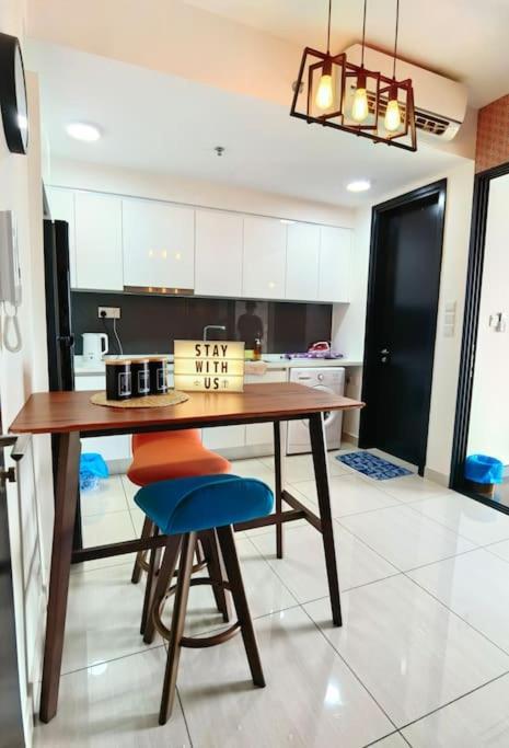 1519 Almas Suites Seaview Sunrise Netflix By Stay Nusajaya  Esterno foto
