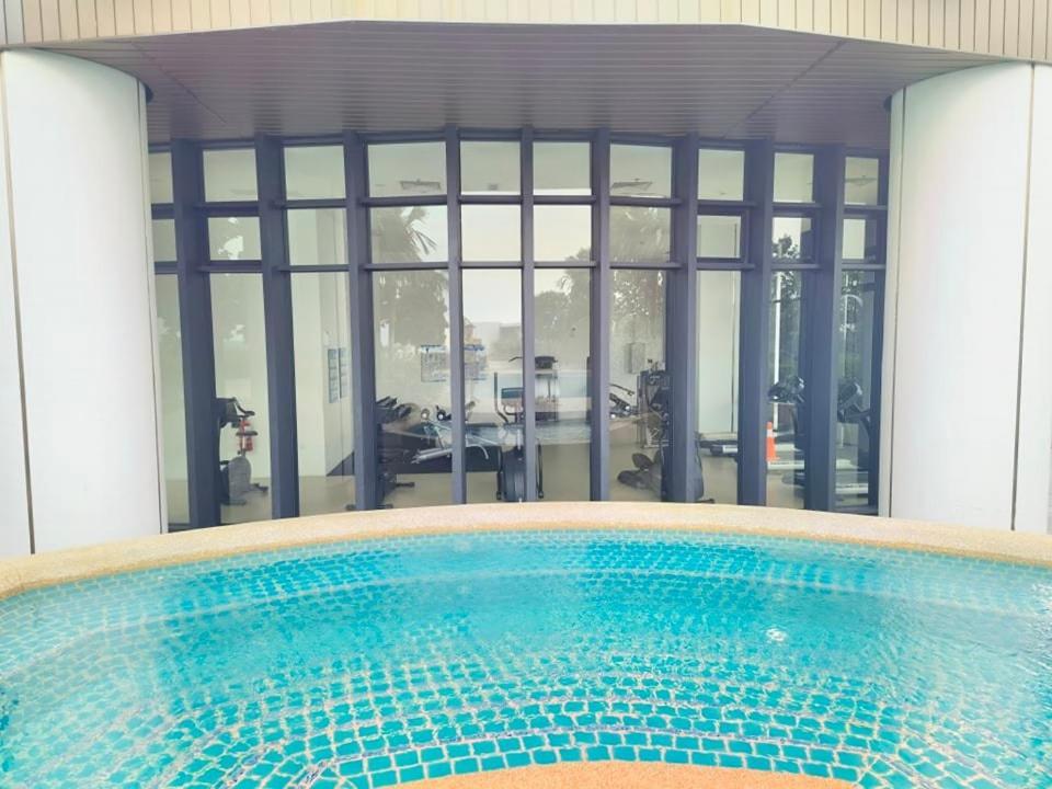 1519 Almas Suites Seaview Sunrise Netflix By Stay Nusajaya  Esterno foto