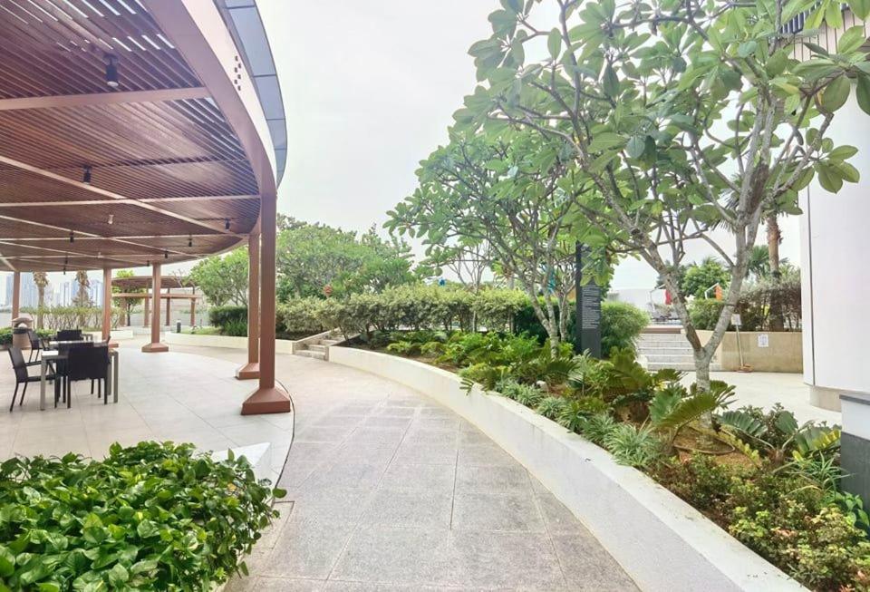 1519 Almas Suites Seaview Sunrise Netflix By Stay Nusajaya  Esterno foto