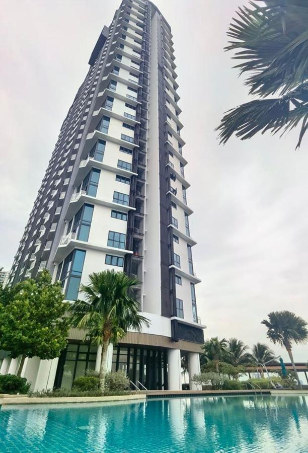 1519 Almas Suites Seaview Sunrise Netflix By Stay Nusajaya  Esterno foto